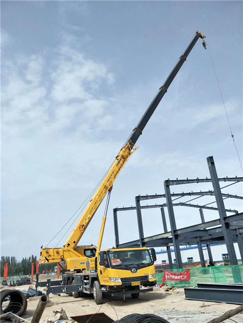 陇南市超高层建筑钢结构吊装案例